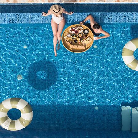 Oinolithos Luxury Villas Каламаки Экстерьер фото
